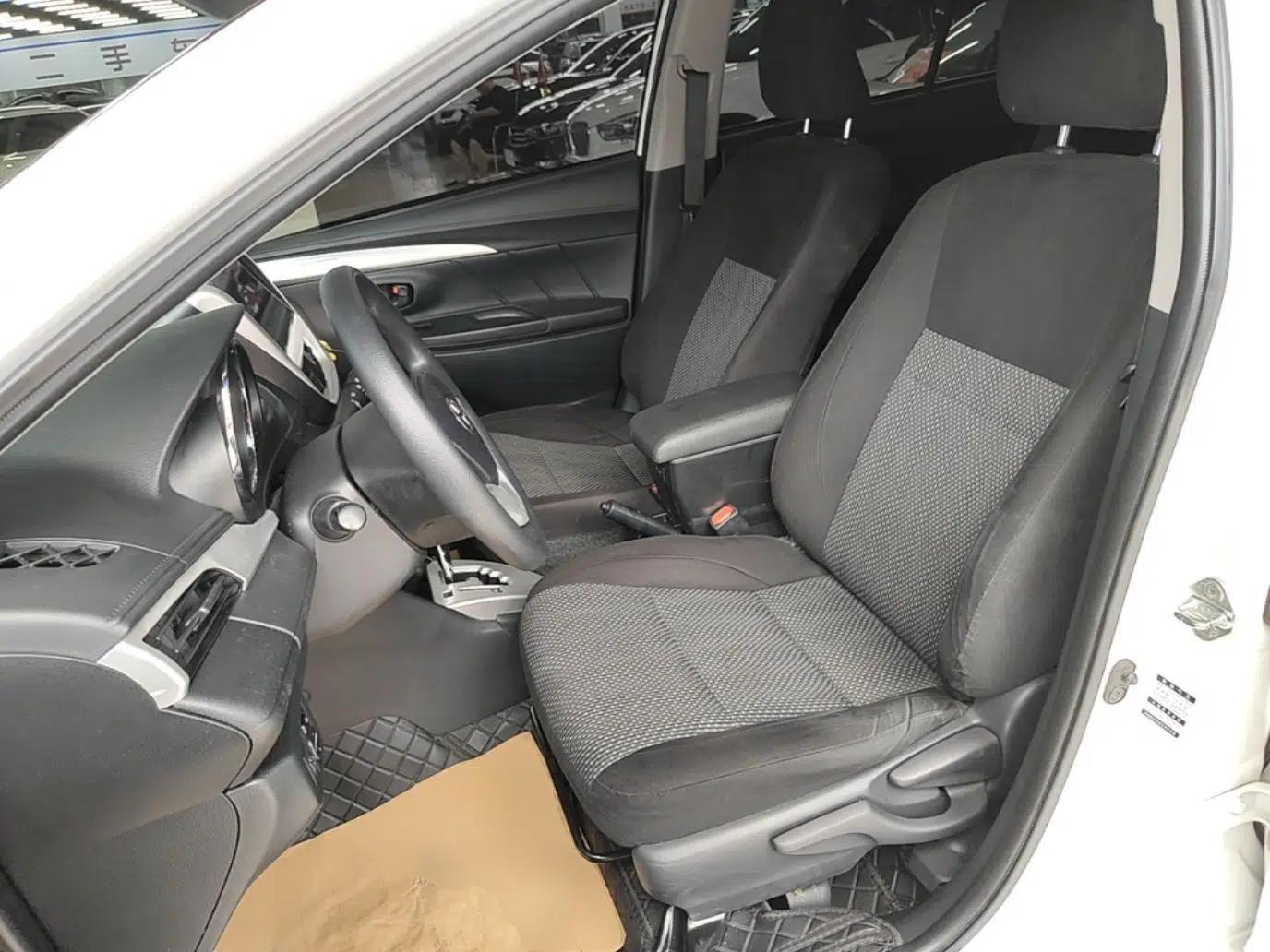 Toyota Vios FS 2019 1.5L CVT Fengchi Edition — миниатюра 17