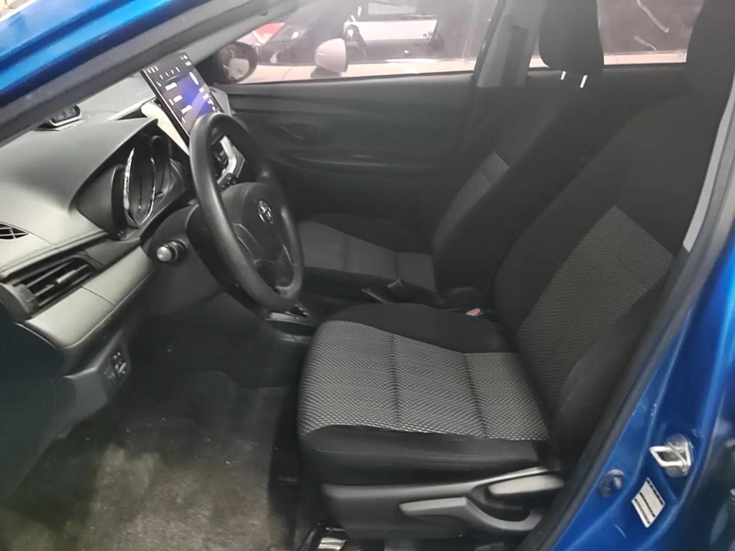Toyota Vios FS 2017 1.5L CVT Fengchi Edition — миниатюра 17
