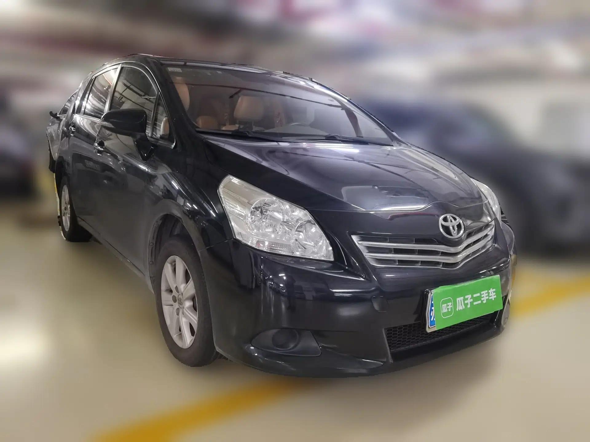 Toyota Verso 2014 Starlight 180E CVT Elite Edition — миниатюра 3