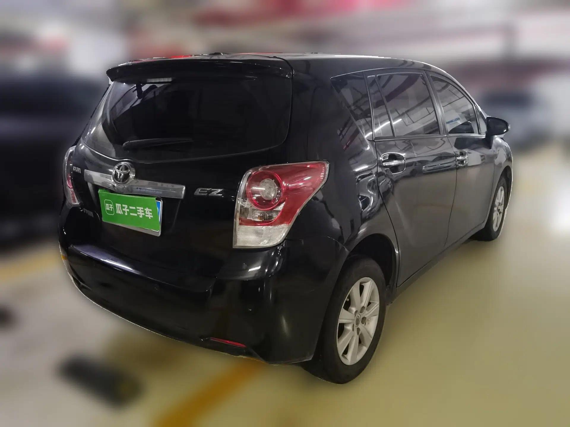 Toyota Verso 2014 Starlight 180E CVT Elite Edition — миниатюра 6