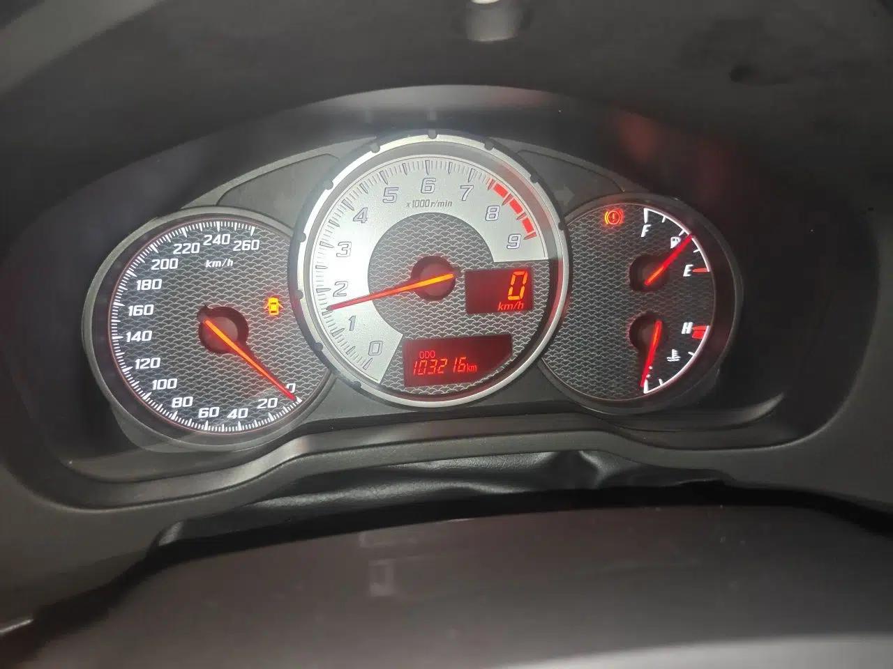 Toyota 86 2014 2.0L Manual Luxury Version — миниатюра 11