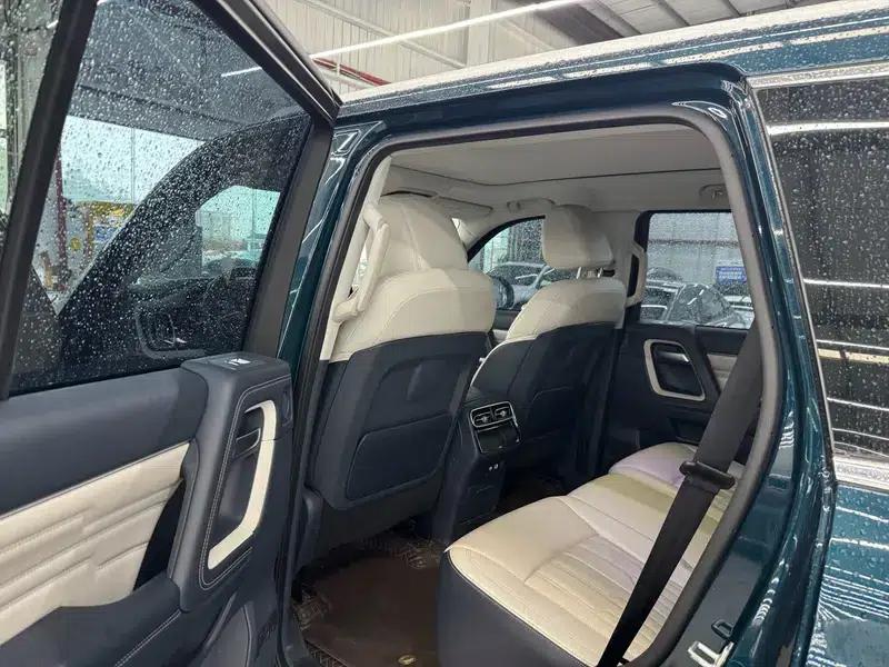 Beijing BJ60 2022 2.0T Automatic May Day Edition 5-seater — миниатюра 12