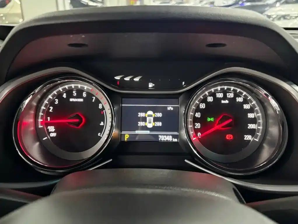 2019 Chevrolet Orlando Redline 530T Automatic Luxury Edition (5-seater) China VI Emission Standard — миниатюра 3