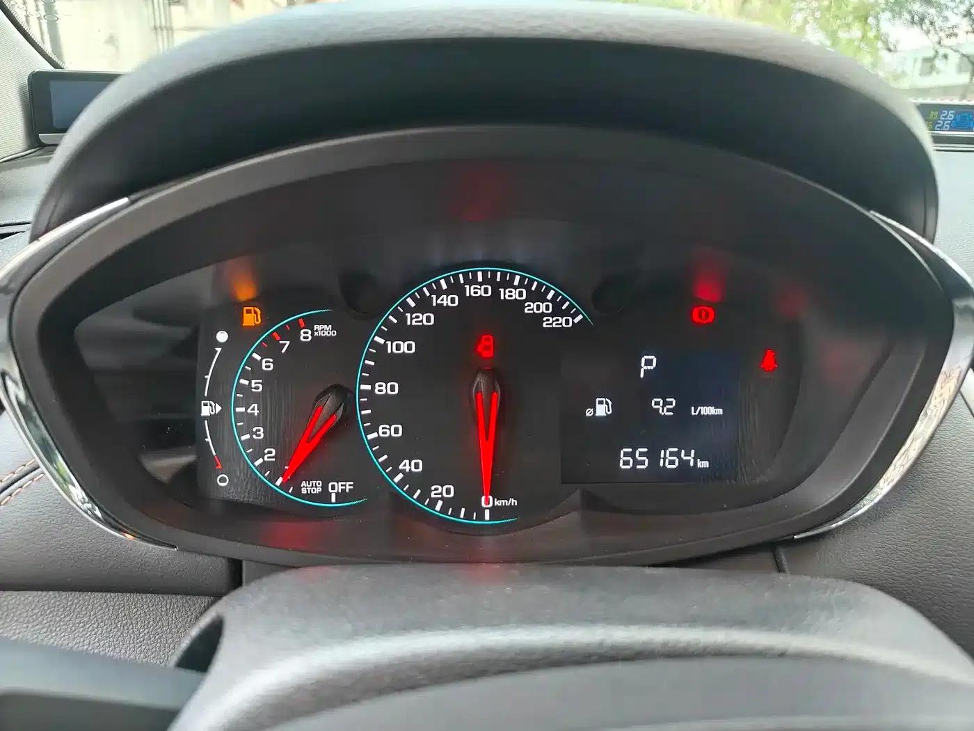 Chevrolet Trax 2018 330T Automatic 2WD Elite — миниатюра 11