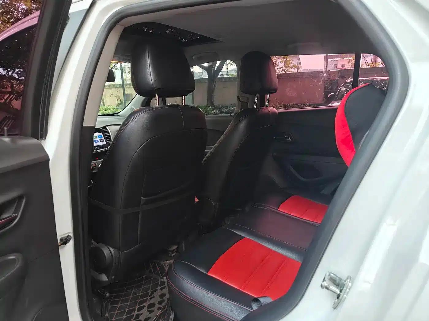 Chevrolet Trax 2018 330T Automatic 2WD Elite — миниатюра 8