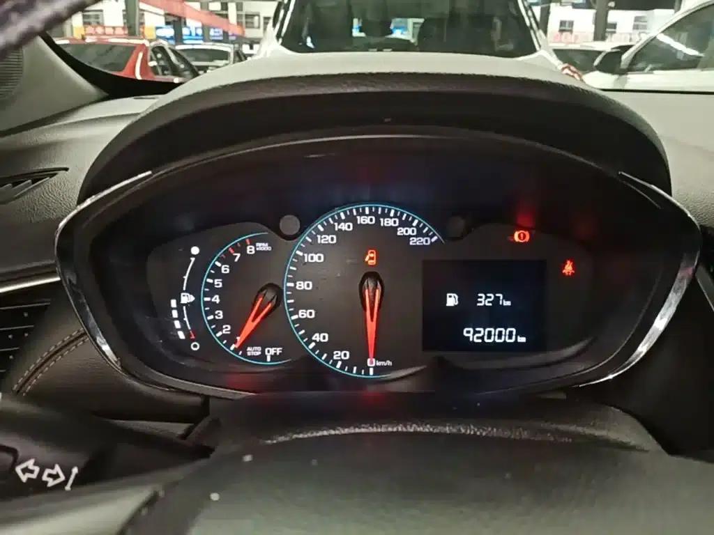 Chevrolet Trax 2017 1.4T Manual 2WD Comfort Model — миниатюра 12