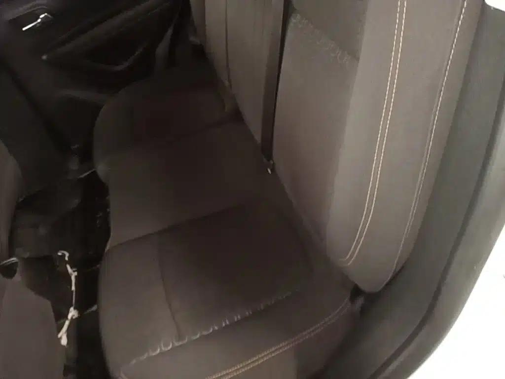 Chevrolet Trax 2017 1.4T Manual 2WD Comfort Model — миниатюра 17