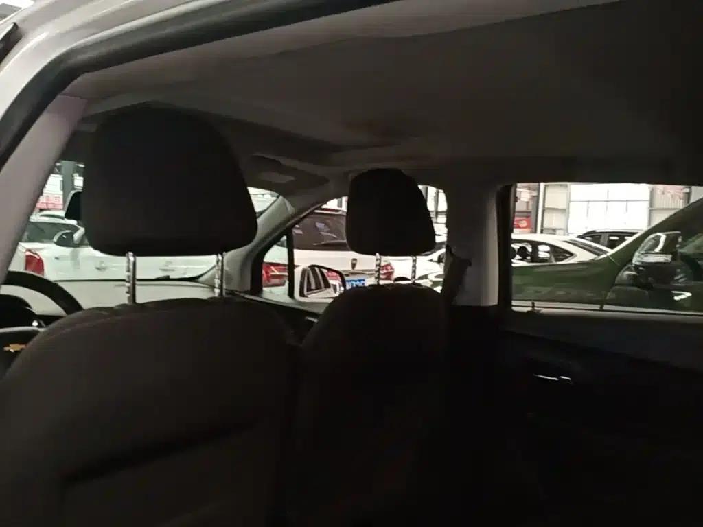 Chevrolet Trax 2017 1.4T Manual 2WD Comfort Model — миниатюра 18