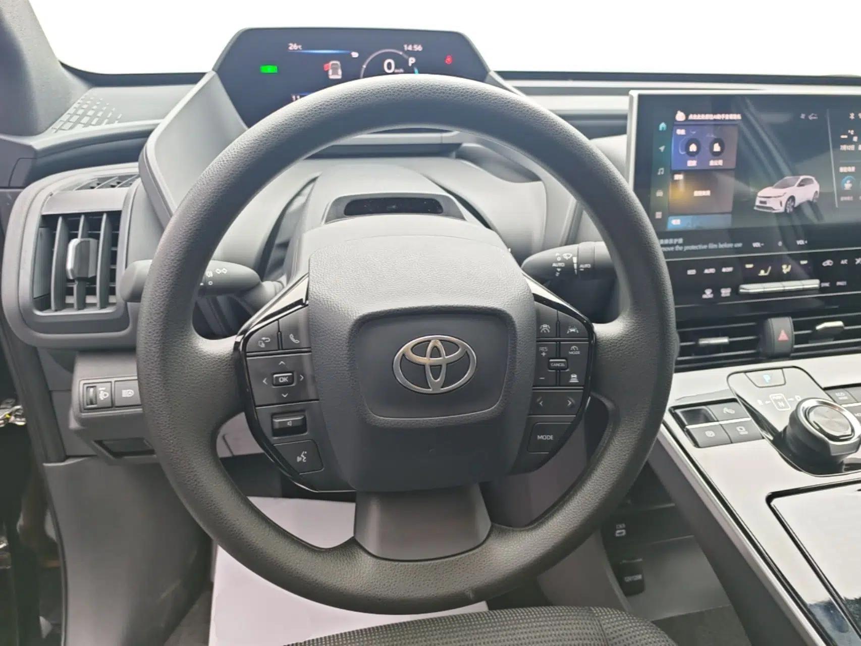 Toyota BZ 4X 2025 615 Air Edition — миниатюра 13