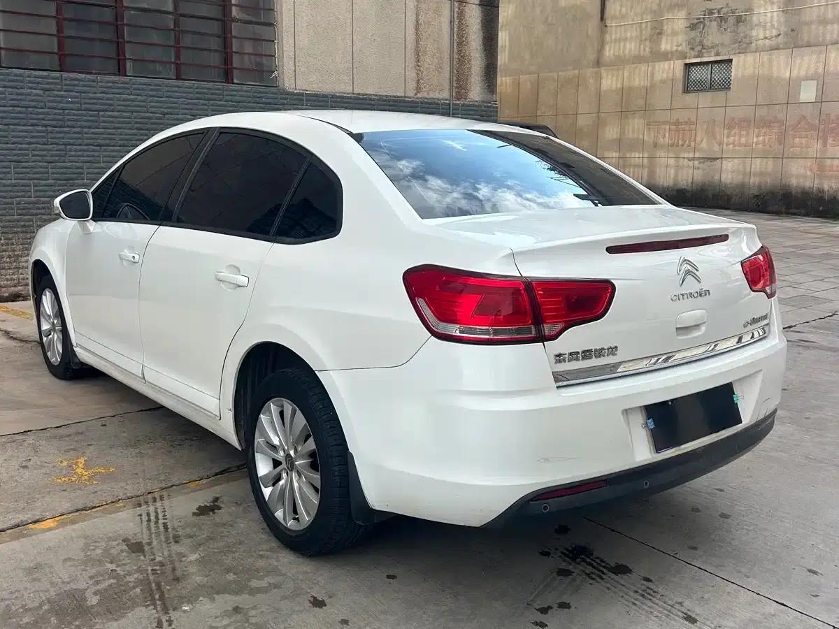 Citroën C4 2014 VTS 1.6L Manual Premium Edition — миниатюра 6