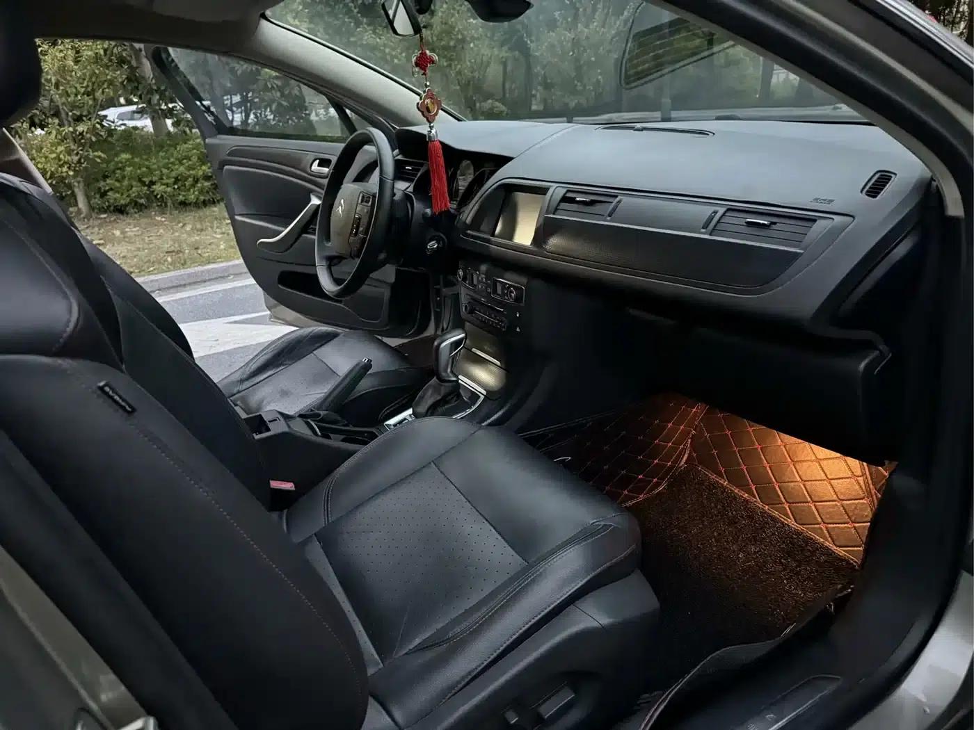 Citroën C5 2014 2.0L Automatic Premium Edition — миниатюра 8