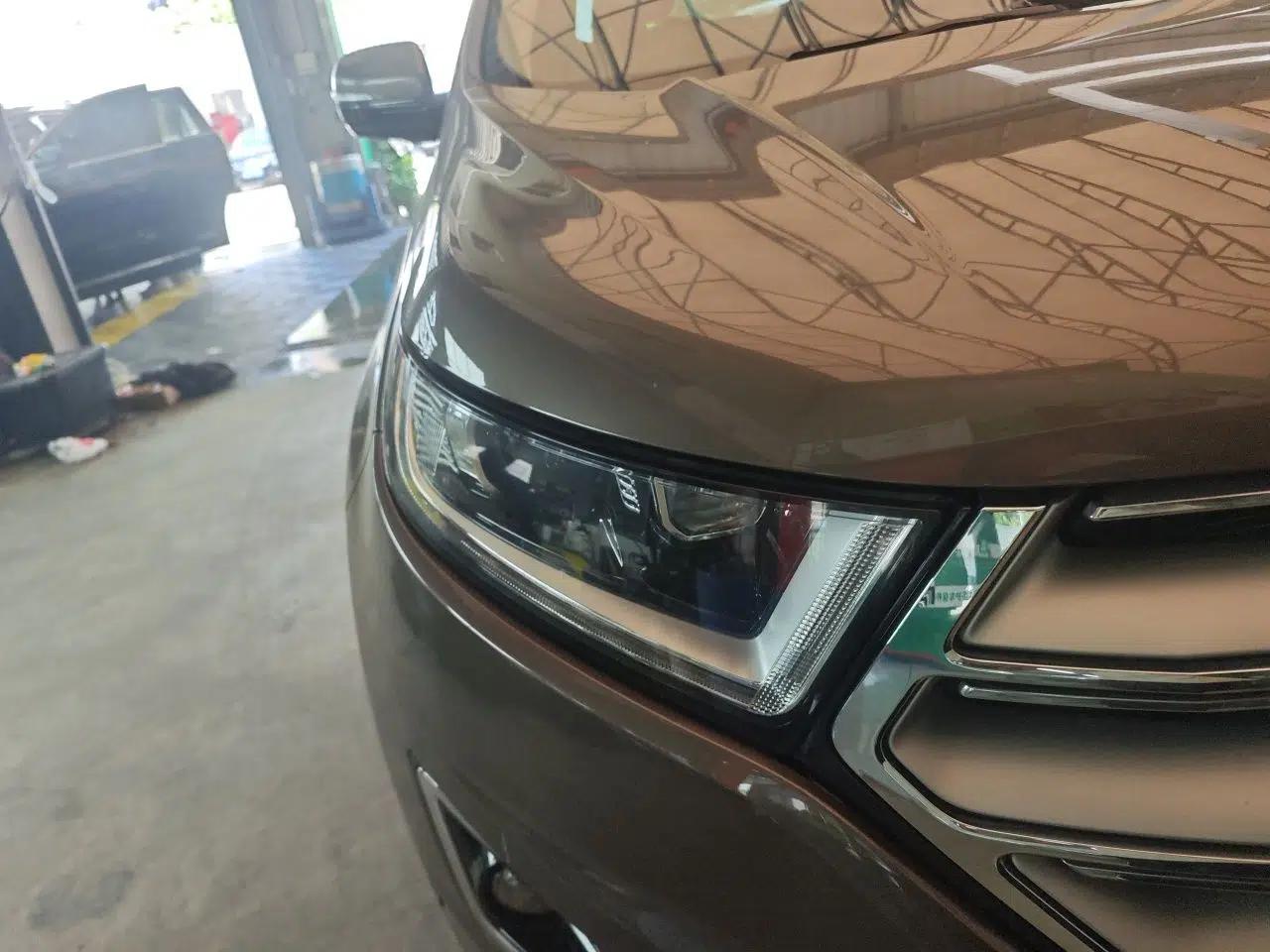 Ford Edge 2015 2.7T GTDi 4x4 Prestige 7-Seater — миниатюра 7