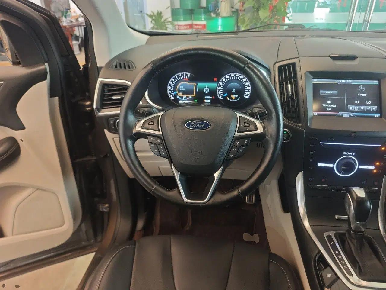 Ford Edge 2015 2.7T GTDi 4x4 Prestige 7-Seater — миниатюра 10