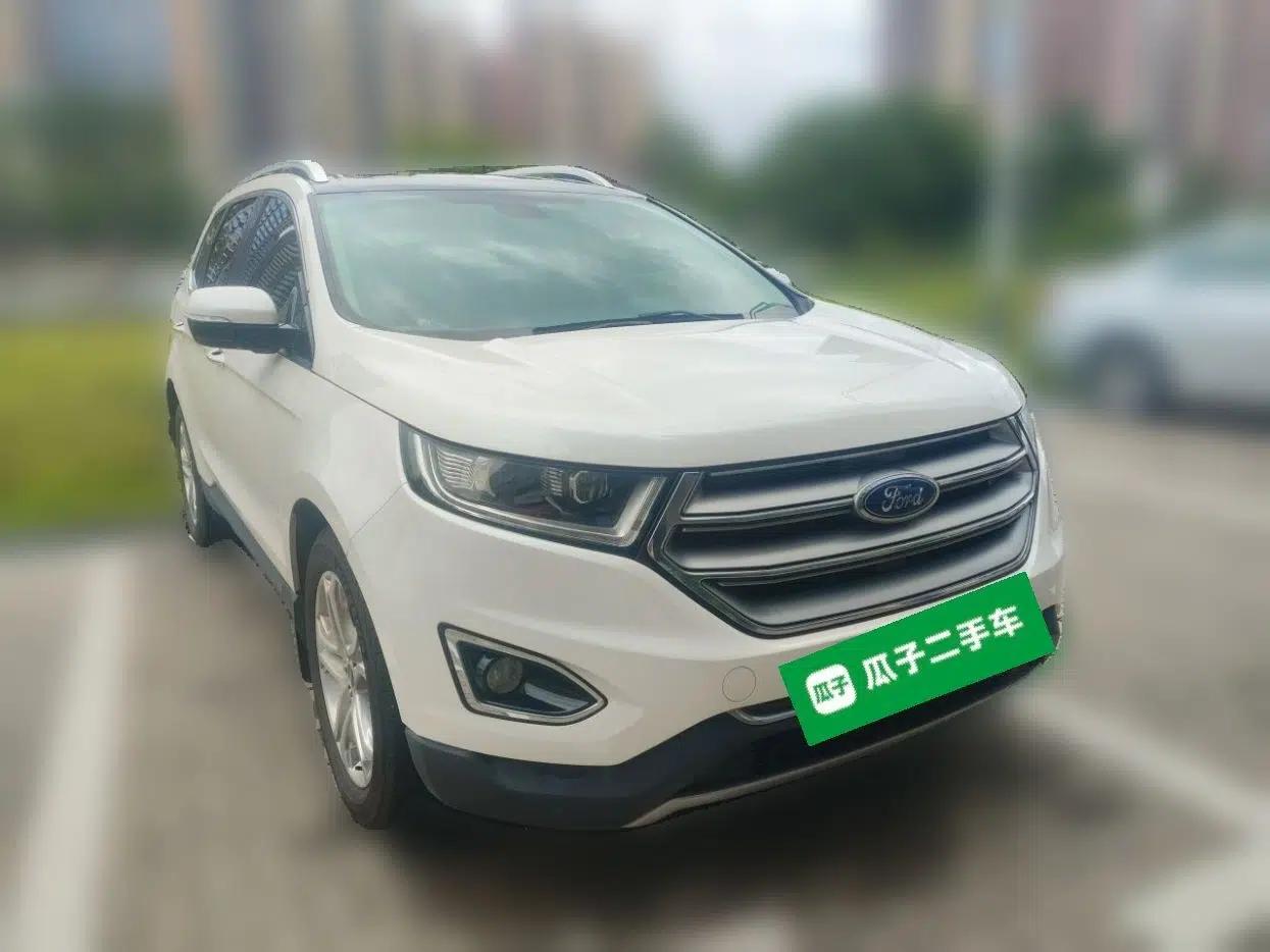 Ford Edge 2016 EcoBoost 245 Two-Wheel-Drive Titanium 7-Seater — миниатюра 3