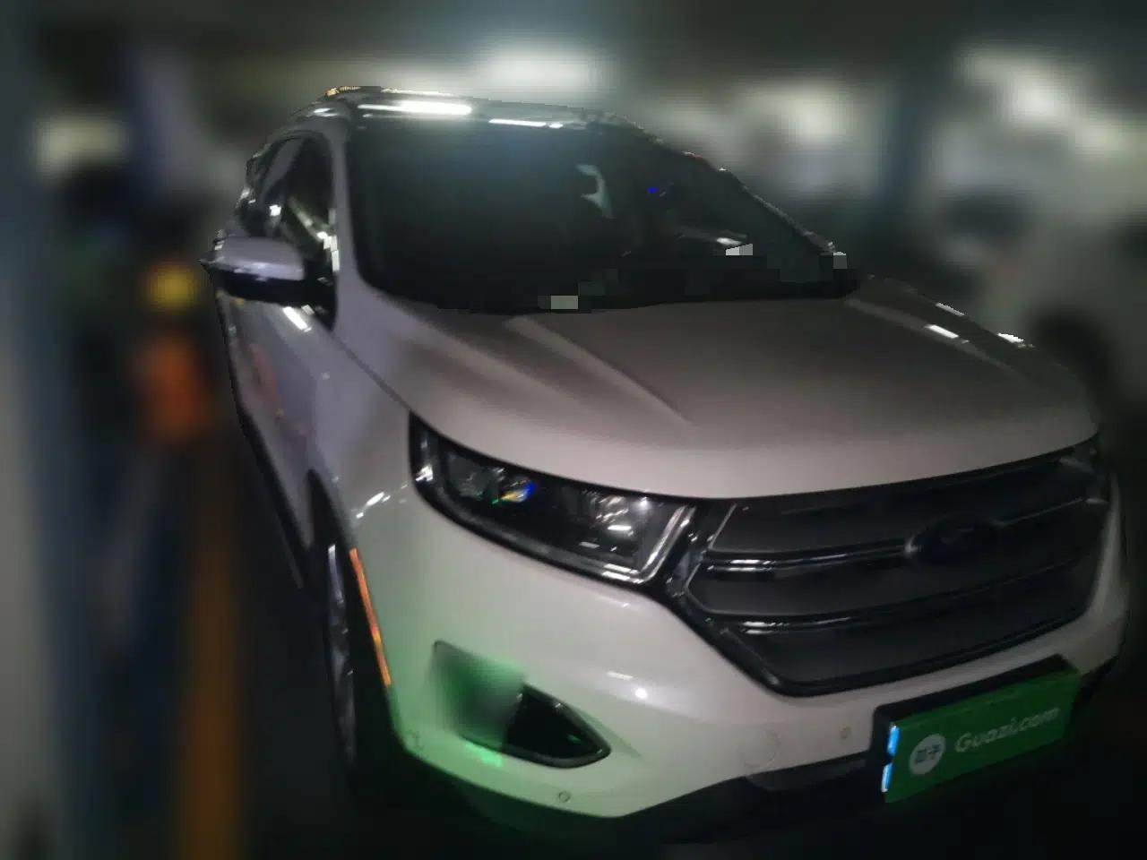 Ford Edge 2016 EcoBoost 245 Four-Wheel Drive Titanium 7-Seater — миниатюра 3