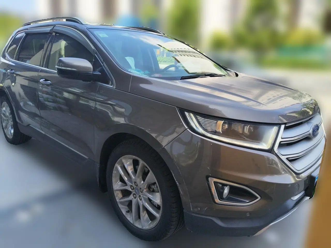 Ford Edge 2015 2.0T GTDi Four-Wheel Drive Prestige Model — миниатюра 3