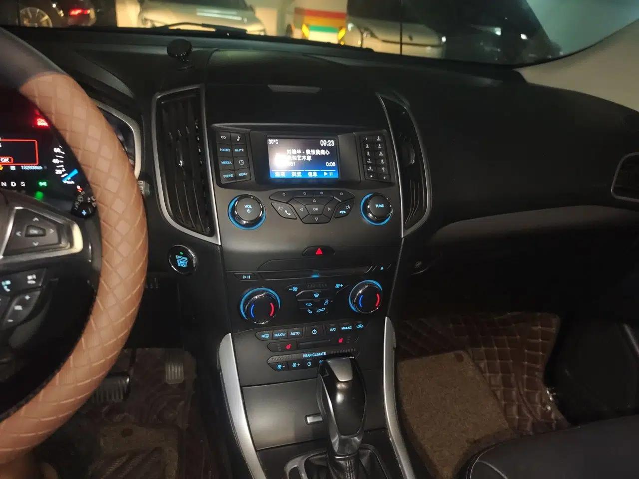 Ford Edge 2018 EcoBoost 245 Two-Wheel-Drive Platinum Edition 7-Seater China V Emission Standard — миниатюра 13