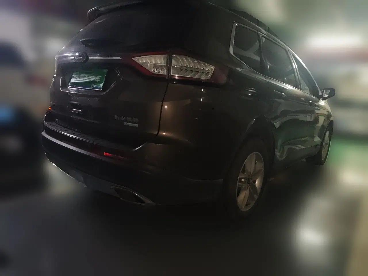 Ford Edge 2018 EcoBoost 245 Two-Wheel-Drive Platinum Edition 7-Seater China V Emission Standard — миниатюра 6