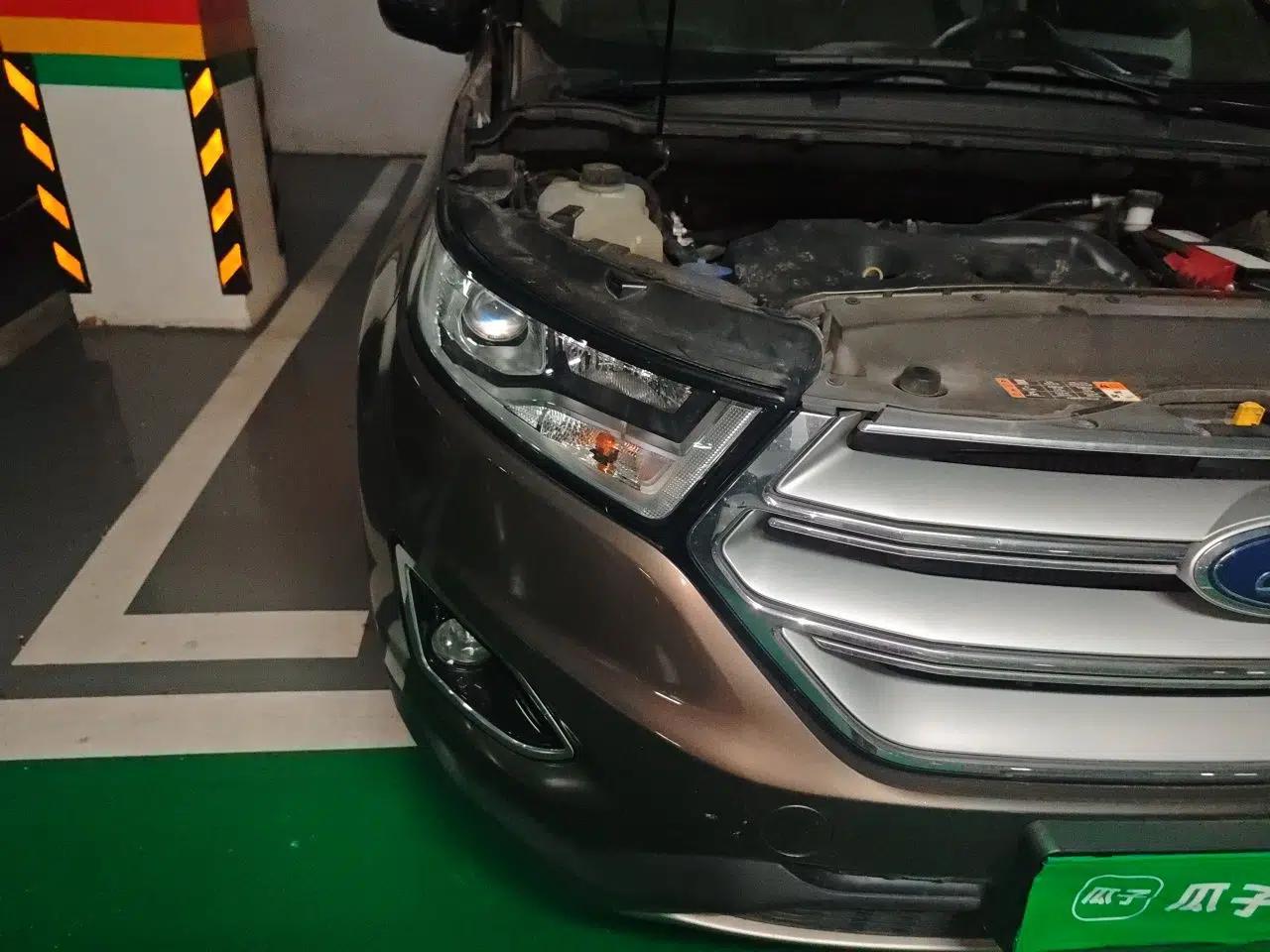 Ford Edge 2018 EcoBoost 245 Two-Wheel-Drive Platinum Edition 7-Seater China V Emission Standard — миниатюра 7