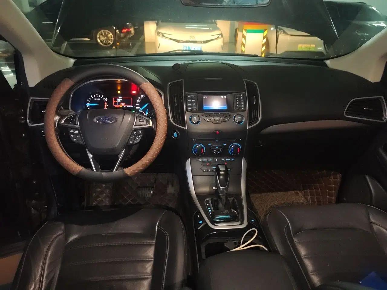 Ford Edge 2018 EcoBoost 245 Two-Wheel-Drive Platinum Edition 7-Seater China V Emission Standard — миниатюра 9