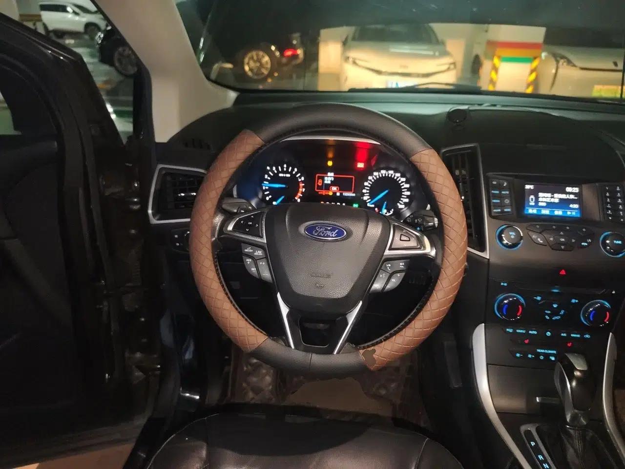 Ford Edge 2018 EcoBoost 245 Two-Wheel-Drive Platinum Edition 7-Seater China V Emission Standard — миниатюра 10