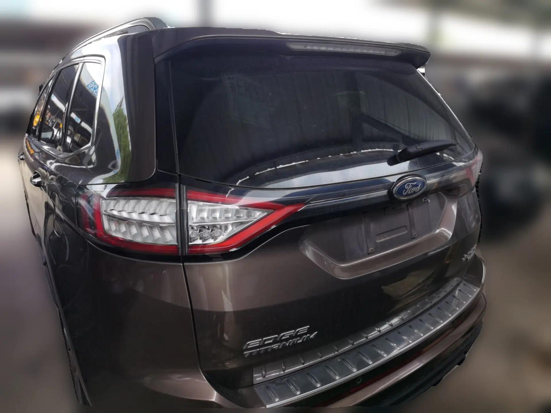 Ford Edge 2015 2.0T GTDi Four-Wheel Drive Prestige Model — миниатюра 5