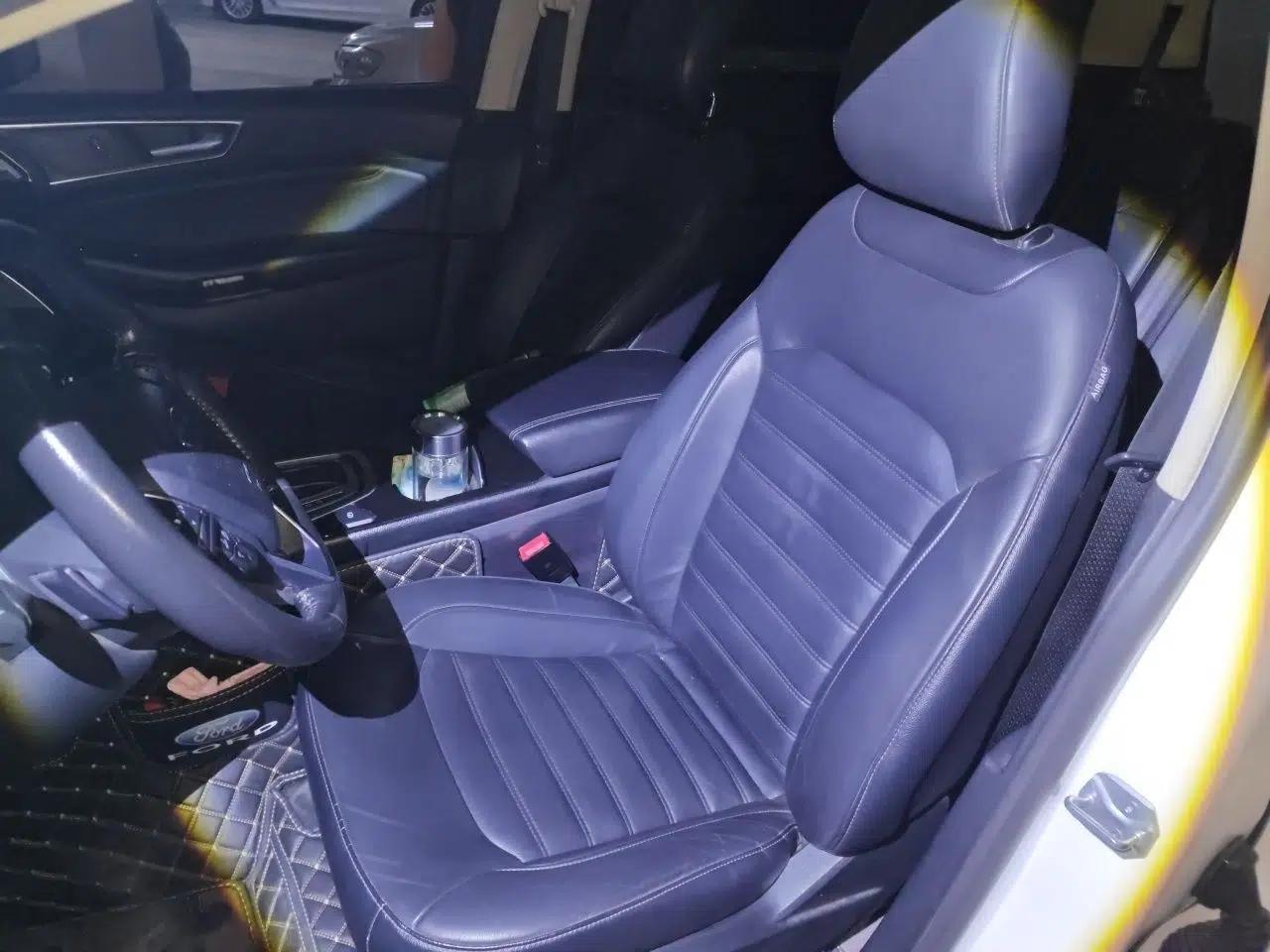 Ford Edge 2016 EcoBoost 245 Two-Wheel-Drive Titanium 7-Seater — миниатюра 15