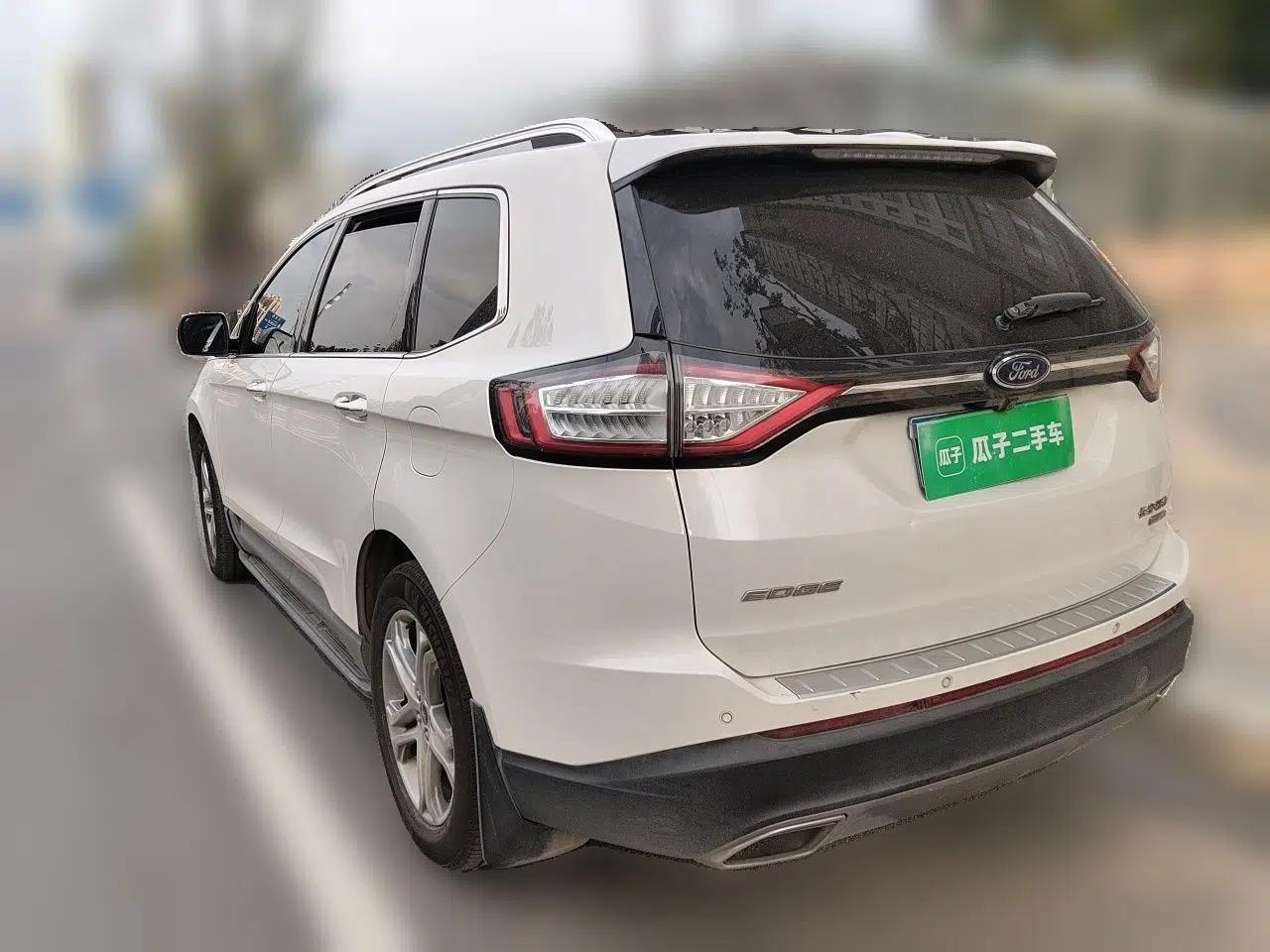 Ford Edge 2018 EcoBoost 245 Two-Wheel-Drive Titanium 7-Seater China V Standard — миниатюра 4