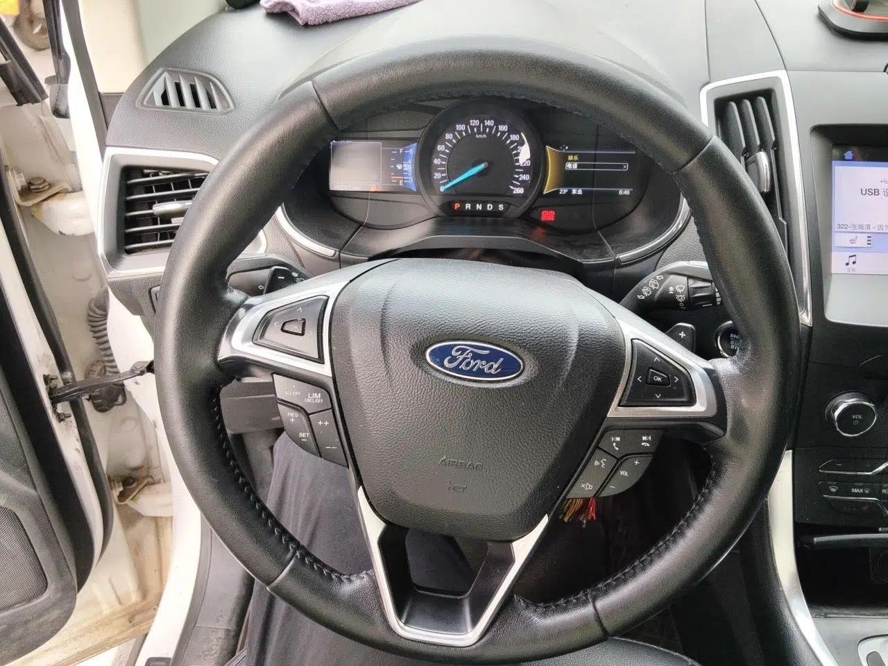 Ford Edge 2018 EcoBoost 245 Two-Wheel-Drive Titanium 7-Seater China V Standard — миниатюра 10