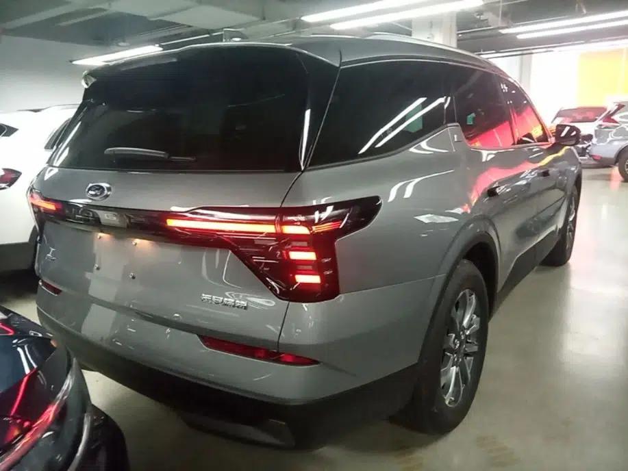 Ford Edge 2026 Model Explorer L 2.0T EcoBoost E Hybrid Two-Wheel Drive Seven-Seat Luxury — миниатюра 6