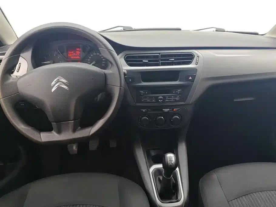 2014 Citroën Elysee 1.6L Manual Fashion Edition — миниатюра 12