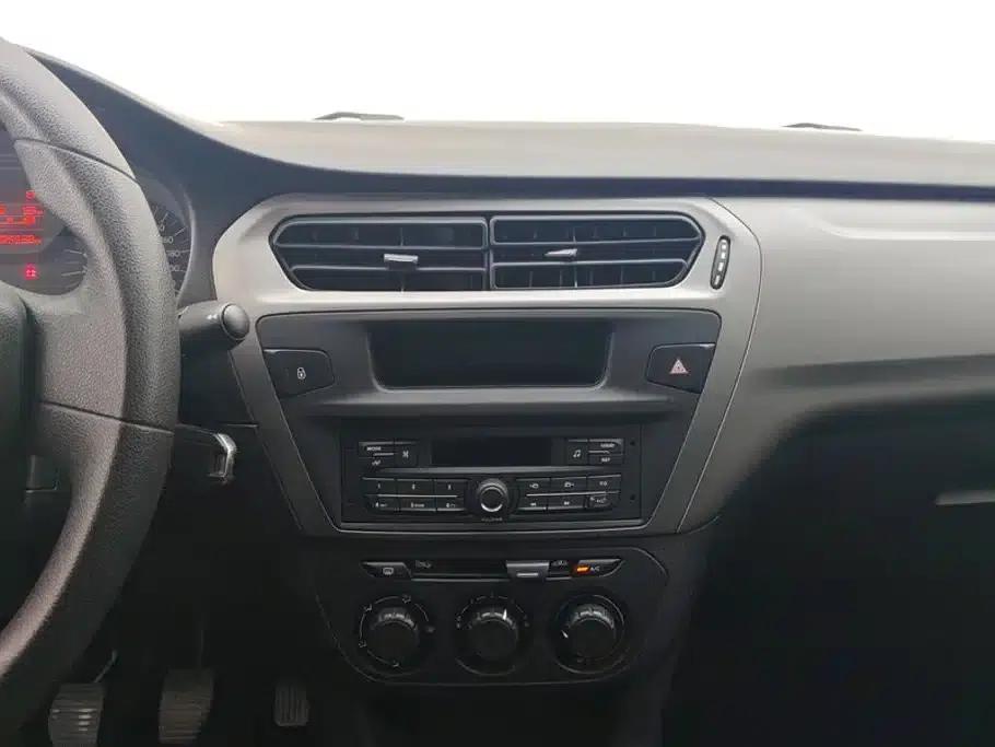 2014 Citroën Elysee 1.6L Manual Fashion Edition — миниатюра 13