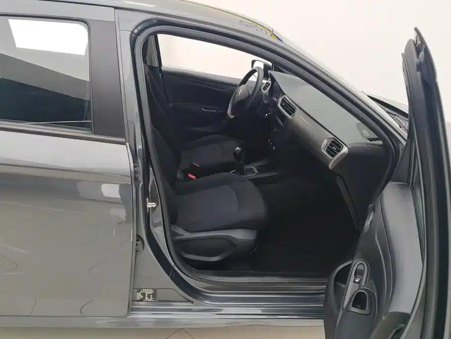 2014 Citroën Elysee 1.6L Manual Fashion Edition — миниатюра 8