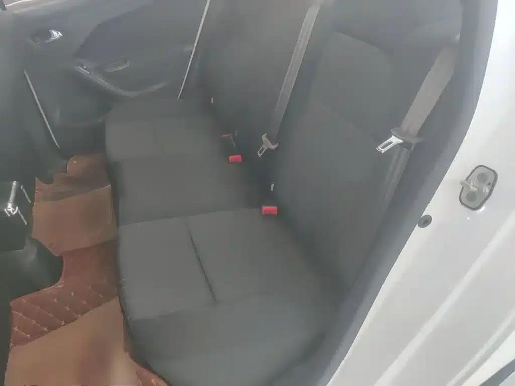 2014 Citroën Elysee 1.6L Manual Fashion Edition — миниатюра 17