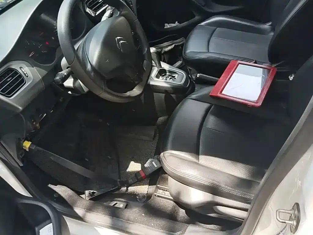 2014 Citroën Elysee 1.6L Automatic Fashion Edition — миниатюра 15