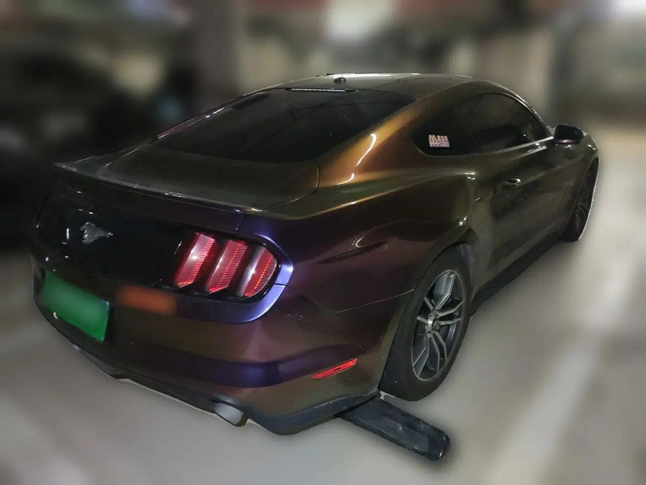 Ford Mustang 2017 2.3T Performance Edition — миниатюра 6