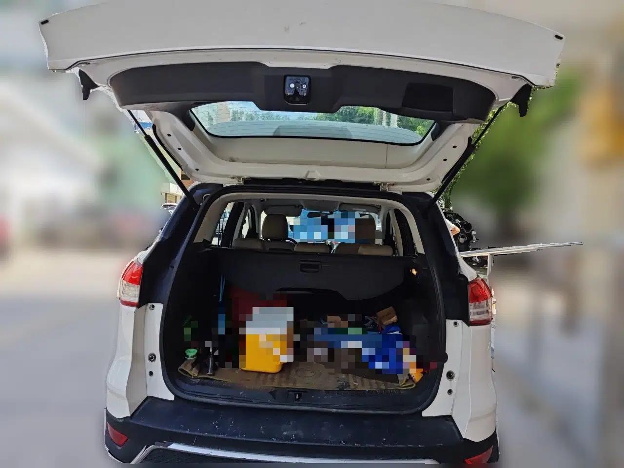 Ford Kuga 2015 1.5L GTDi Two-Wheel-Drive Comfort Model — миниатюра 19