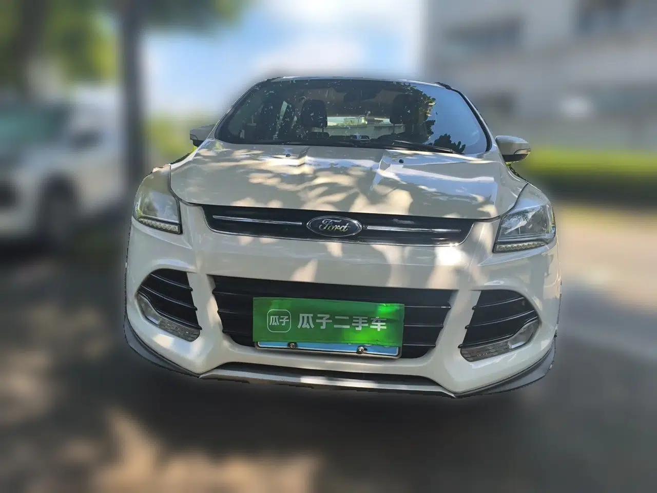 Ford Kuga 2015 1.5L GTDi Two-Wheel-Drive Comfort Model — миниатюра 2