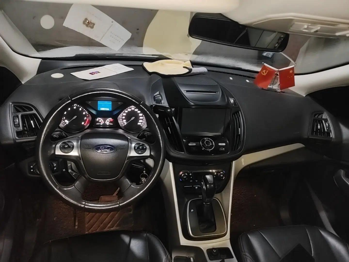 Ford Kuga 2013 1.6L GTDi Two-Wheel-Drive Trend Model — миниатюра 9