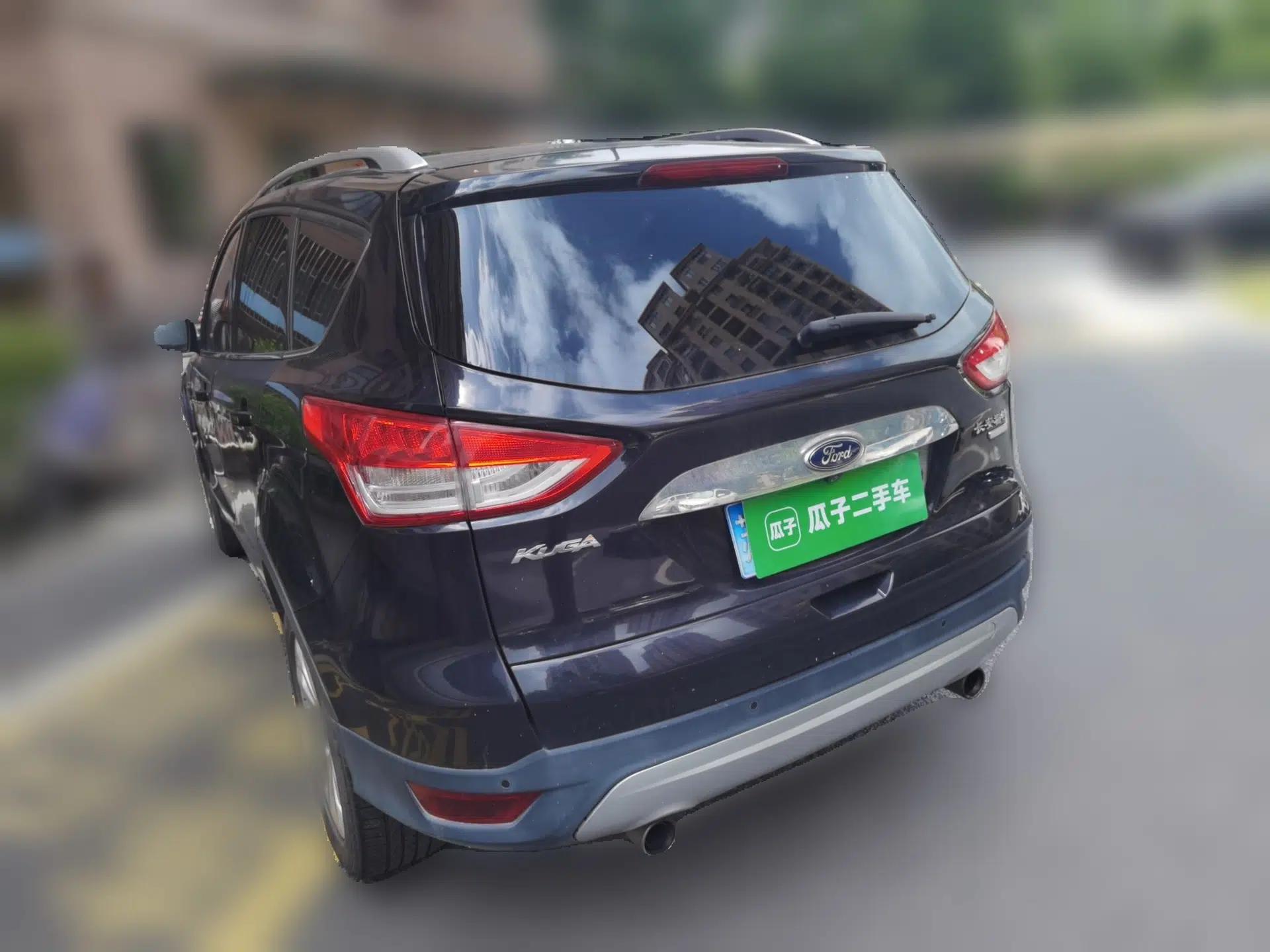Ford Kuga 2015 1.5L GTDi Four-Wheel-Drive Elite Model — миниатюра 4