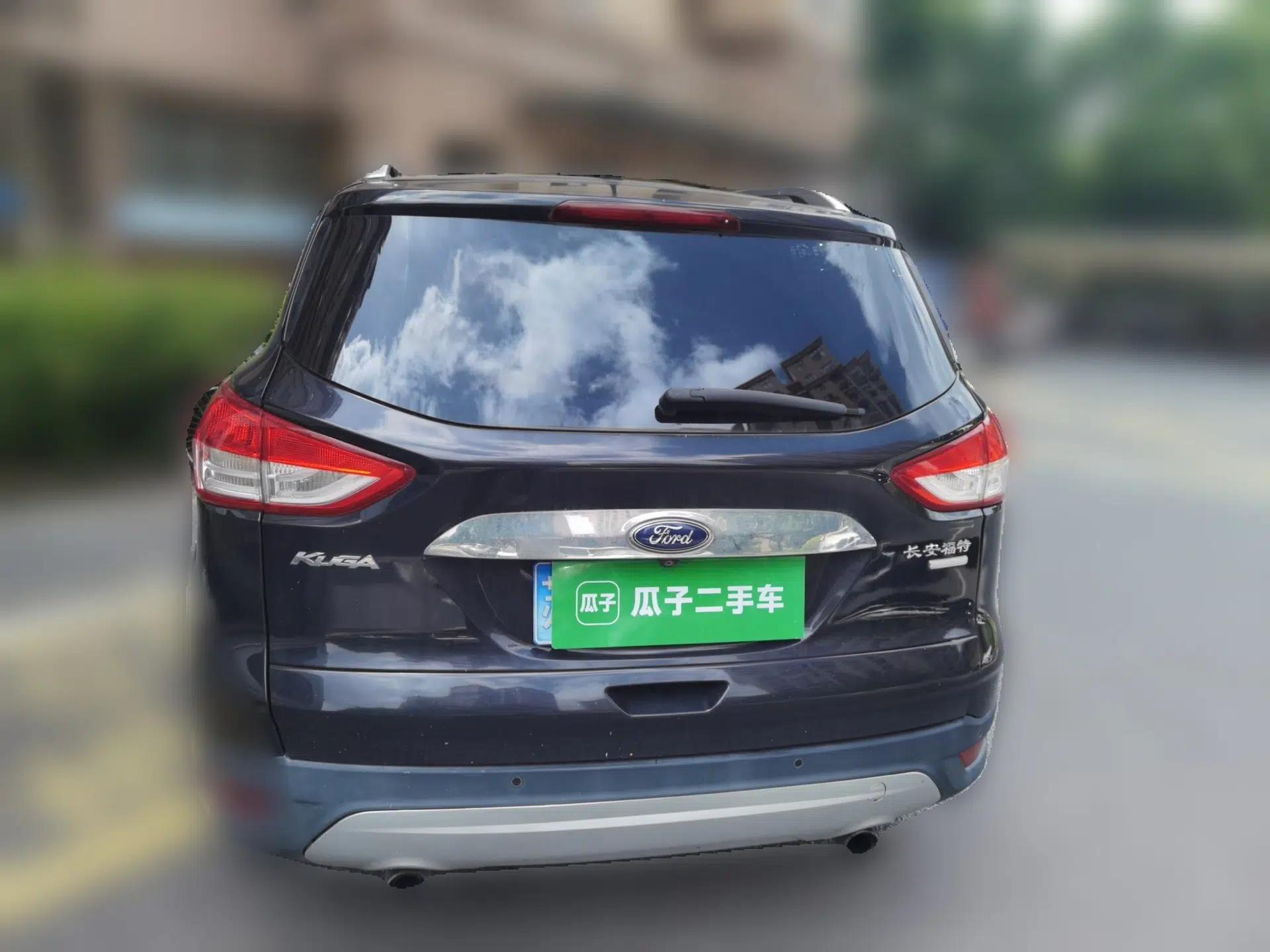 Ford Kuga 2015 1.5L GTDi Four-Wheel-Drive Elite Model — миниатюра 5