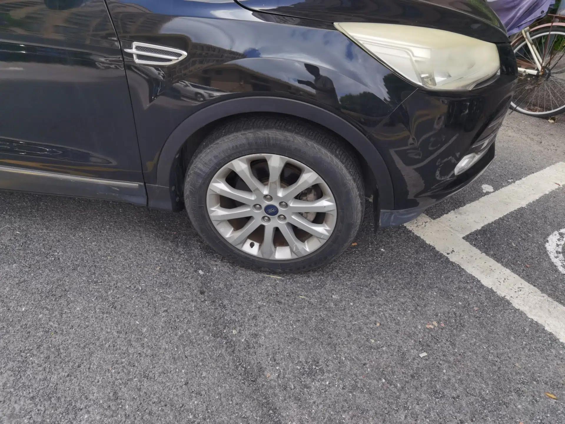 Ford Kuga 2015 1.5L GTDi Four-Wheel-Drive Elite Model — миниатюра 8