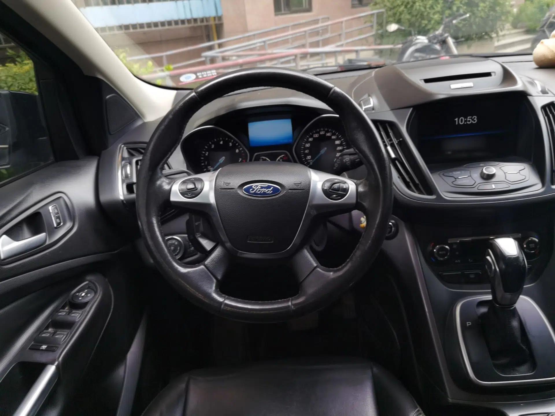 Ford Kuga 2015 1.5L GTDi Four-Wheel-Drive Elite Model — миниатюра 10