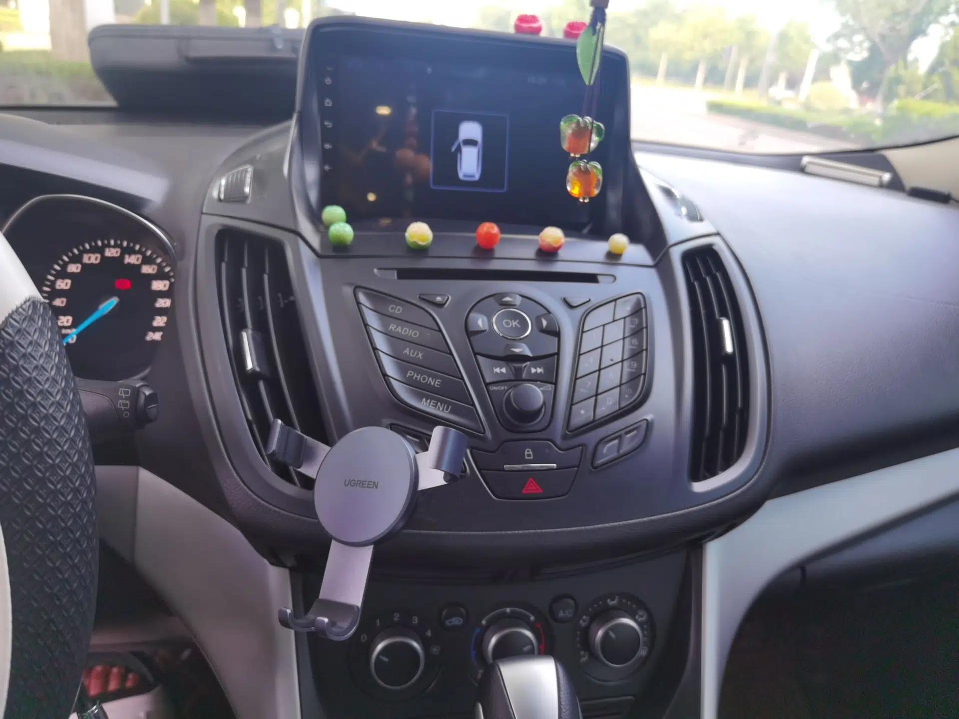 Ford Kuga 2013 1.6L GTDi Two-Wheel-Drive Comfort Model — миниатюра 13
