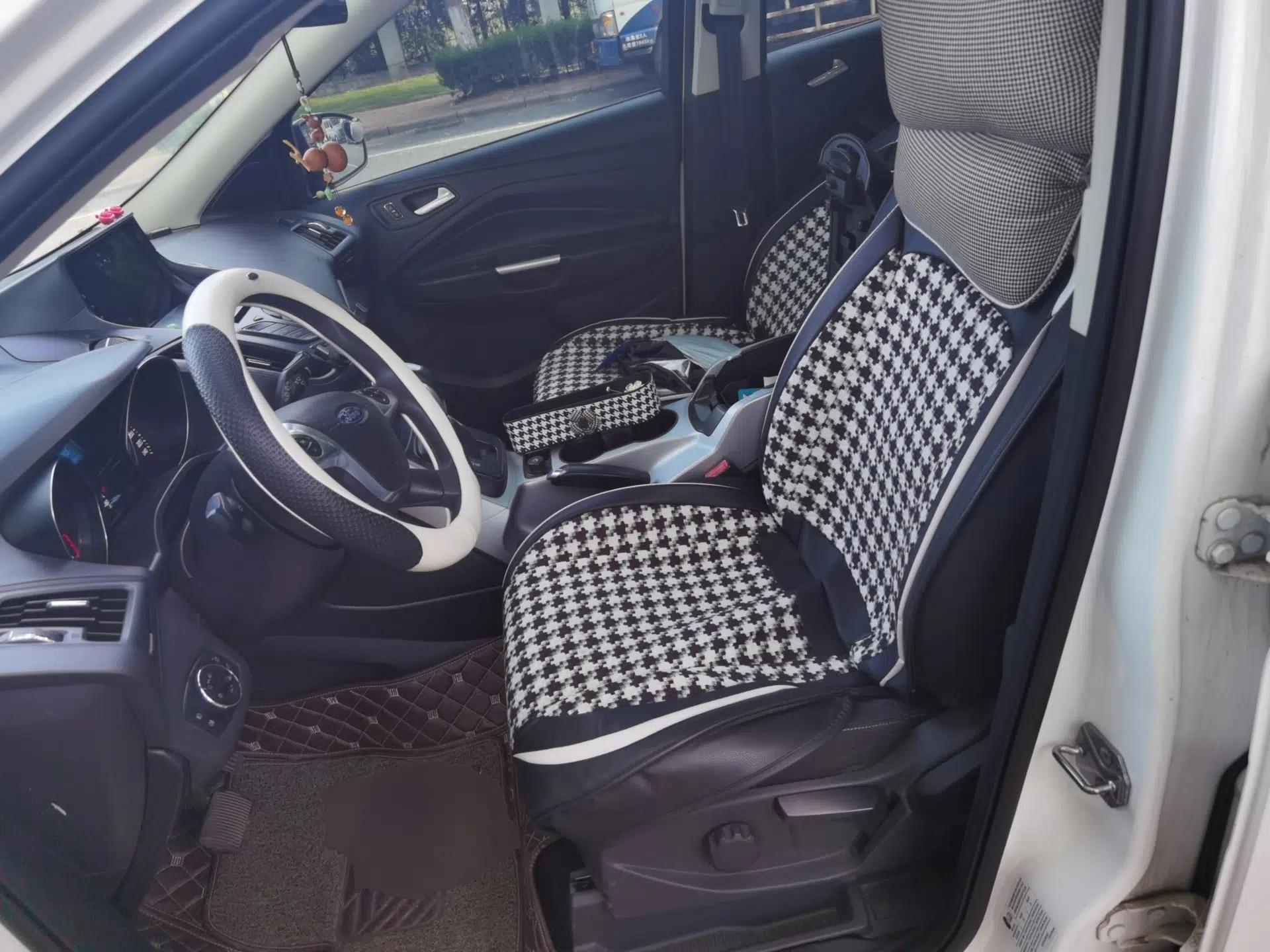 Ford Kuga 2013 1.6L GTDi Two-Wheel-Drive Comfort Model — миниатюра 15