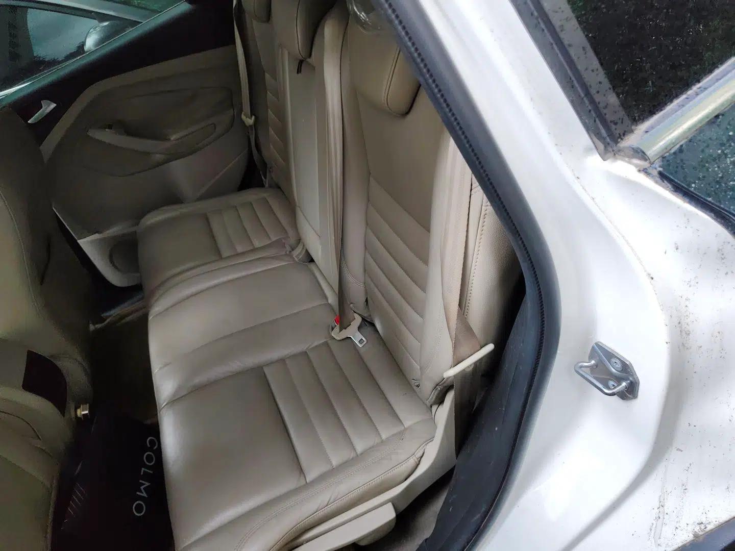 Ford Kuga 2013 1.6L GTDi 4x4 Elite Model — миниатюра 17
