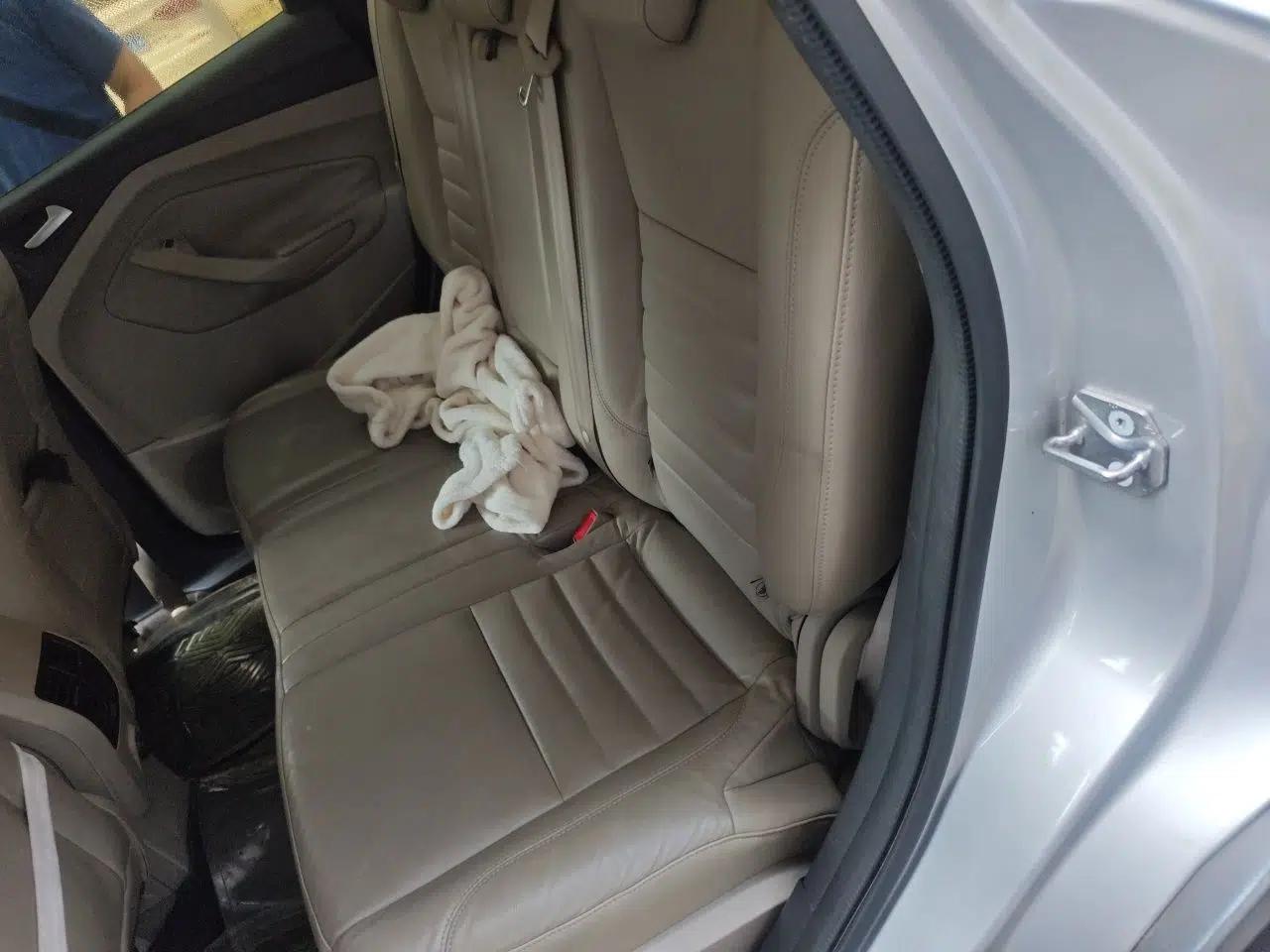 Ford Kuga 2015 1.5L GTDi Four-Wheel-Drive Elite Model — миниатюра 17
