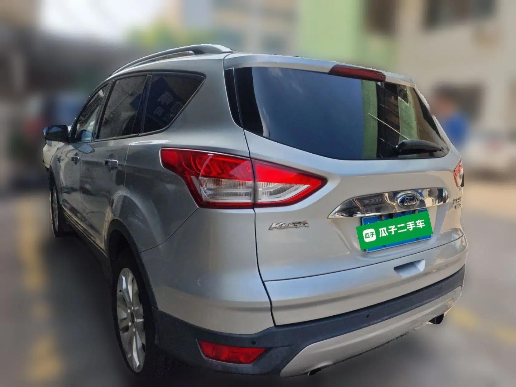 Ford Kuga 2015 1.5L GTDi Four-Wheel-Drive Elite Model — миниатюра 4
