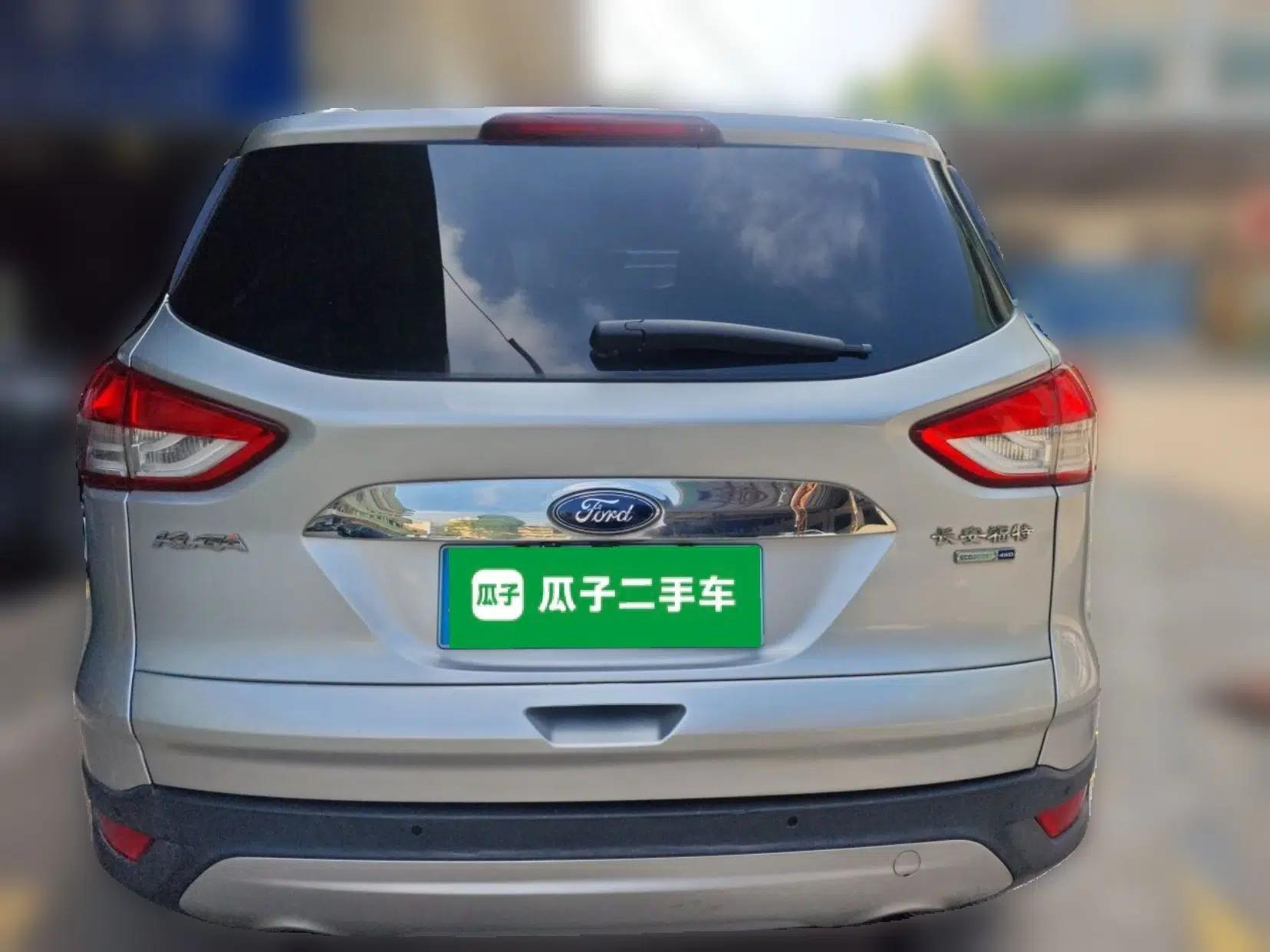 Ford Kuga 2015 1.5L GTDi Four-Wheel-Drive Elite Model — миниатюра 5