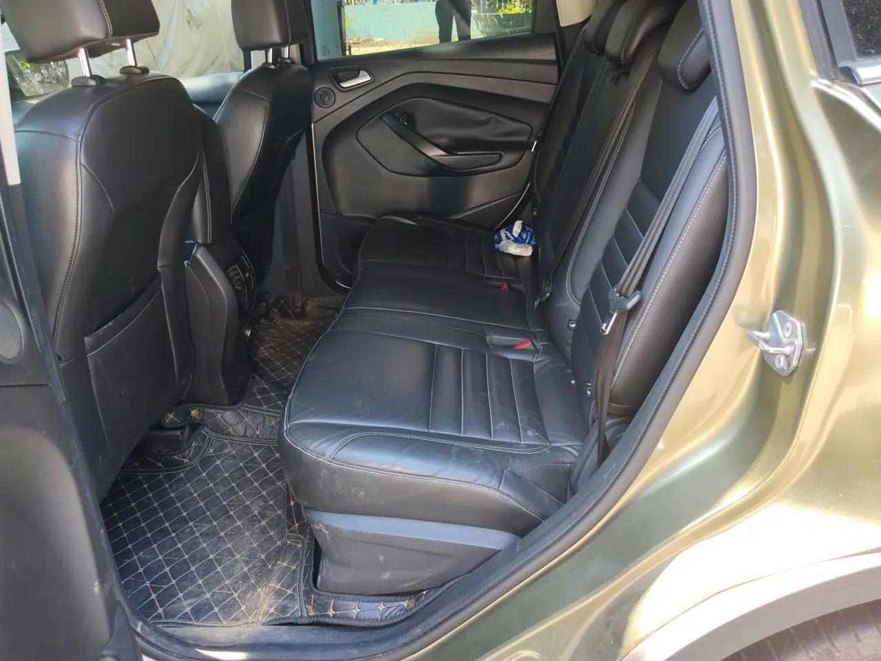 Ford Kuga 2015 2.0L GTDi Four-Wheel Drive Elite Model — миниатюра 17